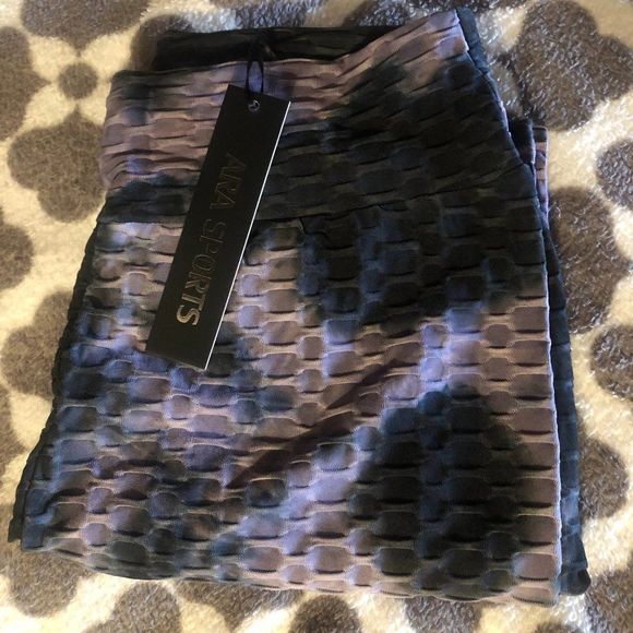 Tie Dye Active Leggings - Picture 3 of 3